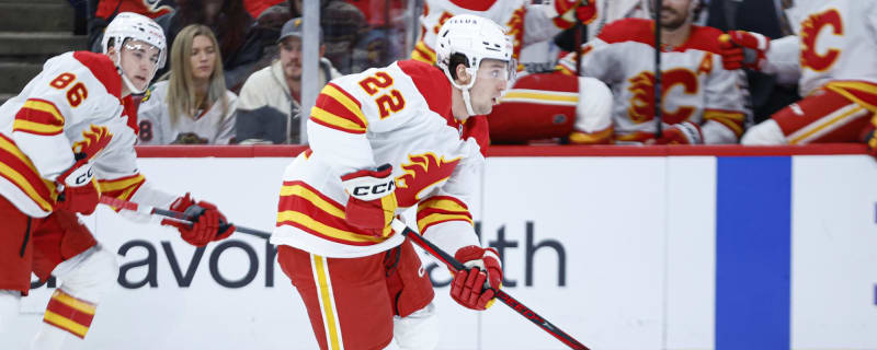 Pelletier Scores Twice as Flames Down Blackhawks 5-2