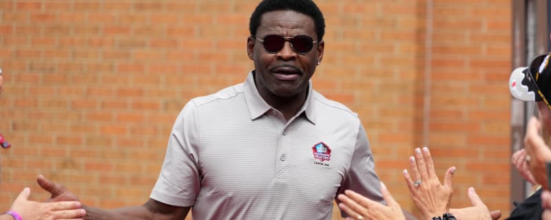 Selfish Look!' Dallas Cowboys' Michael Irvin Rips Philadelphia