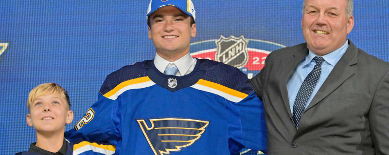 Snuggerud, Brindley Shine in USA’s Blowout Victory over Switzerland