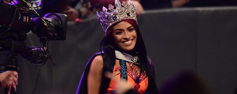 WWE Superstar gets overwhelmed with support after special gesture from fans