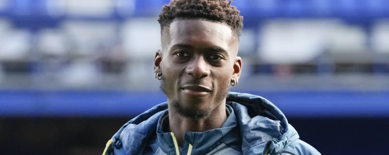 Everton In Advanced Talks With Aston Villa Midfielder