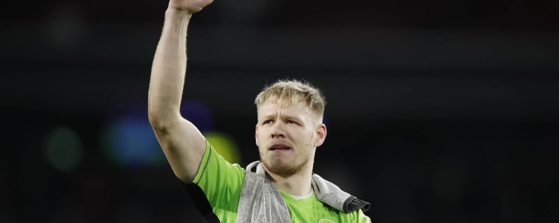 Arsenal star urged to leave the club and join Manchester United in January