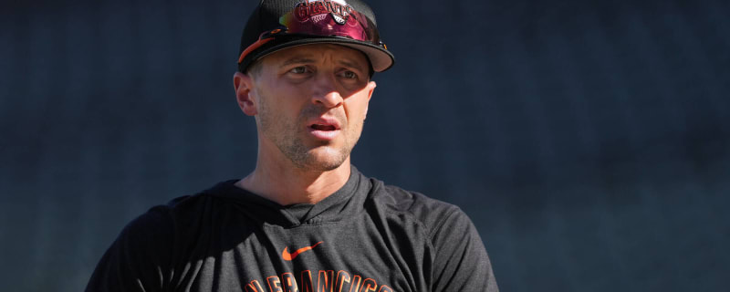 Diamondbacks to honor Nick Ahmed, who will decline NL Championship ring