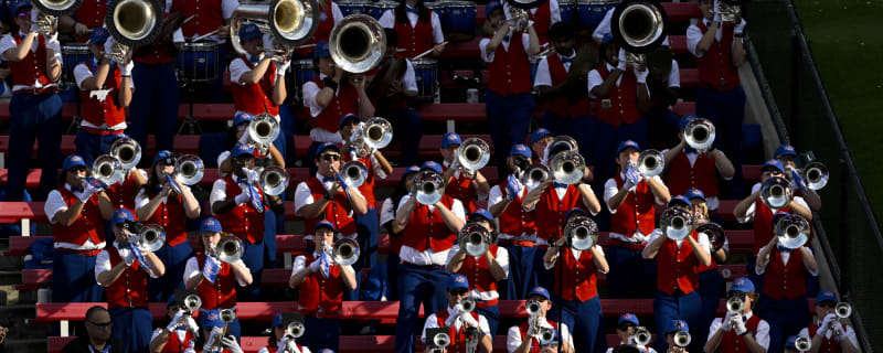 SMU band got the shaft in their CFP game at Penn State
