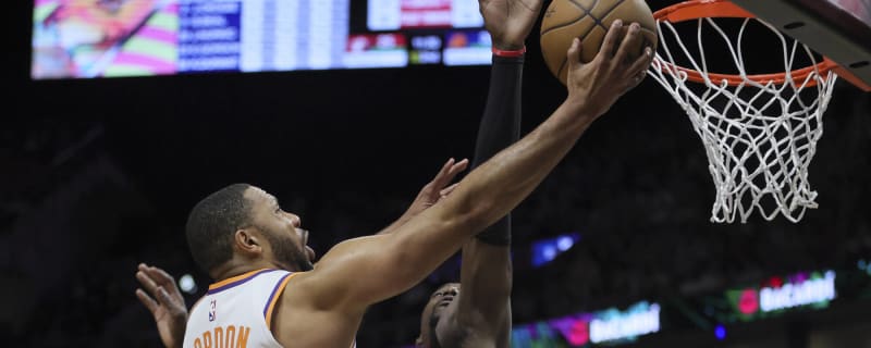 Eric Gordon Climbs All-Time Three-Point Scoring List