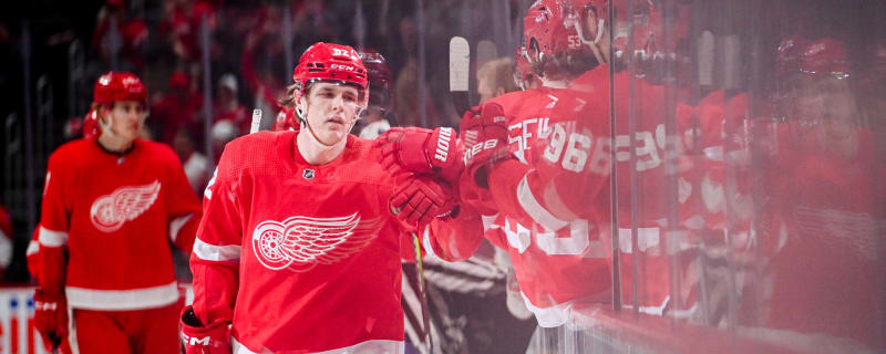 Red Wings Recall Berggren From Grand Rapids