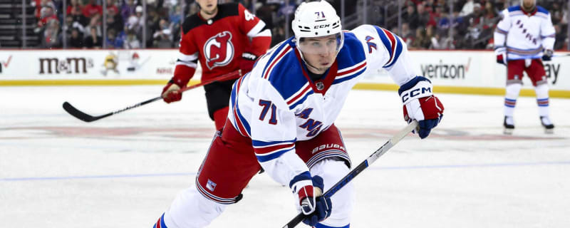 Rangers’ Tyler Pitlick, Blackhawks’ Luke Philp placed on waivers