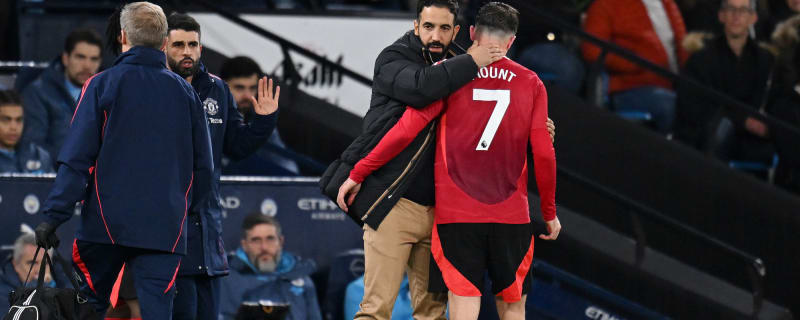 Man United star releases concerning statement and claims that he is 'devastated'