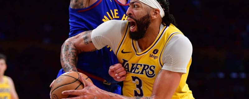 Lakers Fans React After Anthony Davis&#39; Masterpiece Staves Off Elimination In Game 4