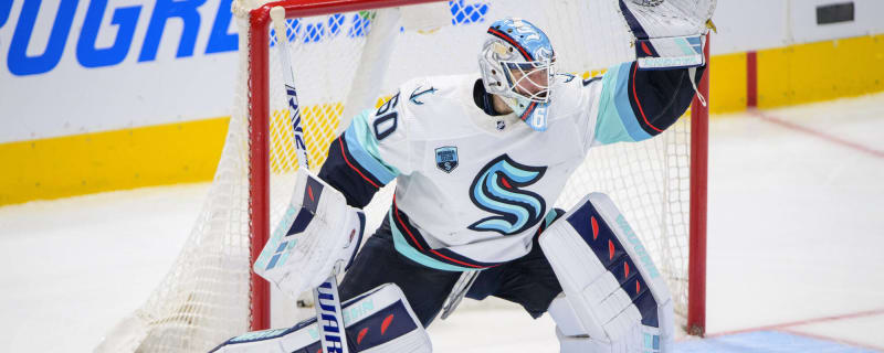 Kraken goalie pays tribute to Seattle grunge bands with fancy new mask
