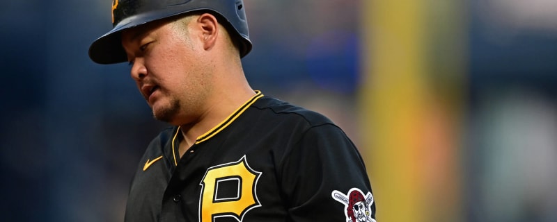 Yoshi Tsutsugo, Pirates agree to one-year, $4M deal