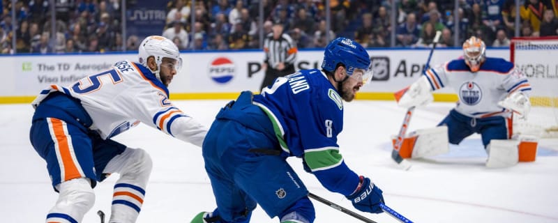 Instant Reaction: Oilers blow 4-1 lead in Game 1 loss to Canucks