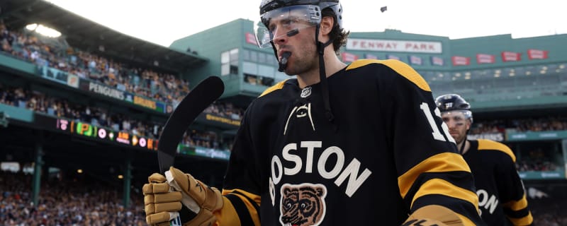 Anderson: I Was Wrong About Bruins Forward Craig Smith – Black N