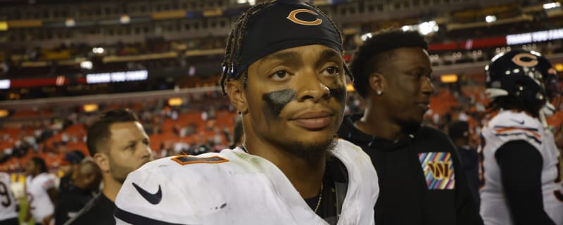 Justin Fields will make the Chicago Bears Kings of the North - On Tap  Sports Net