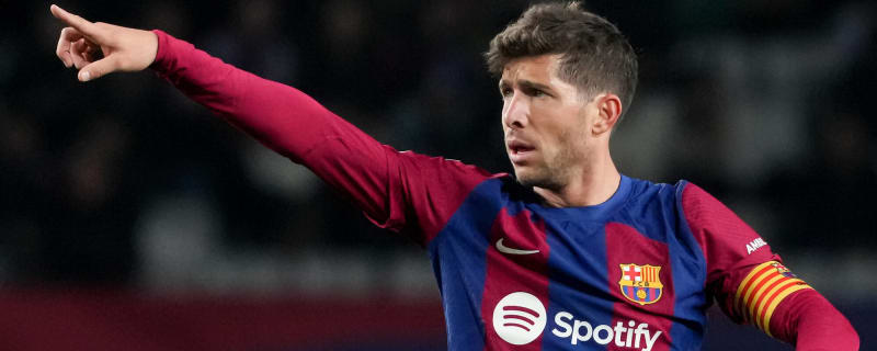 Arsenal is targeting a move for Barcelona veteran