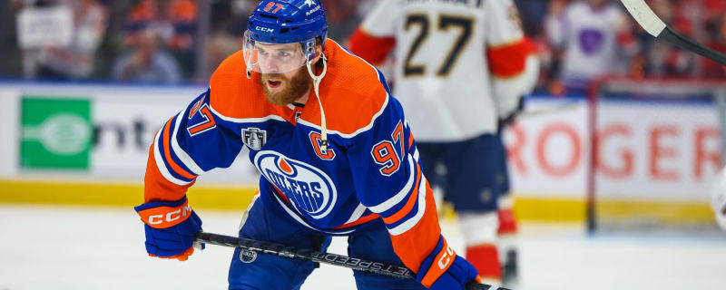 Connor McDavid wants Mike Babcock to push Oilers’ top players: ‘It’s time’