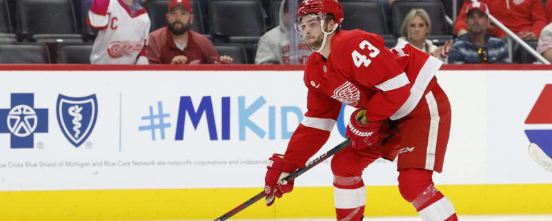 Red Wings Carter Mazur exits game with upper-body injury