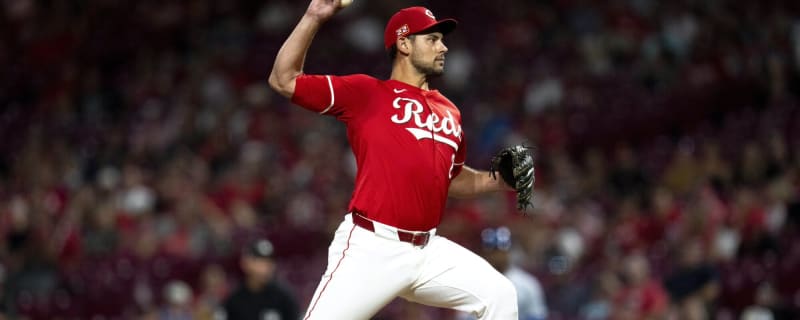 Remembering the first time Blue Jays fans got a chance to see Luke Maile pitch