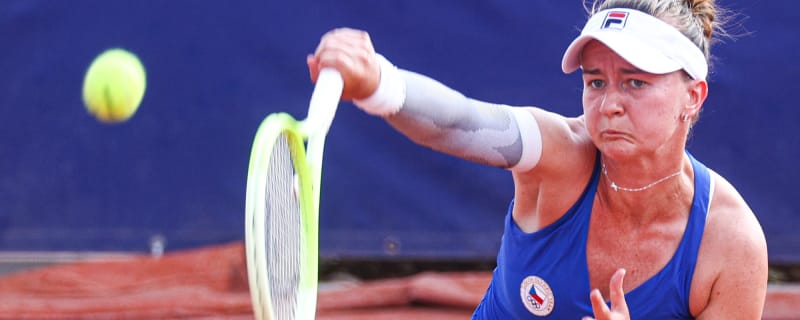 Barbora Krejcikova shuts down rude fan after Katerina Siniakova’s gold medal win at Paris Olympics