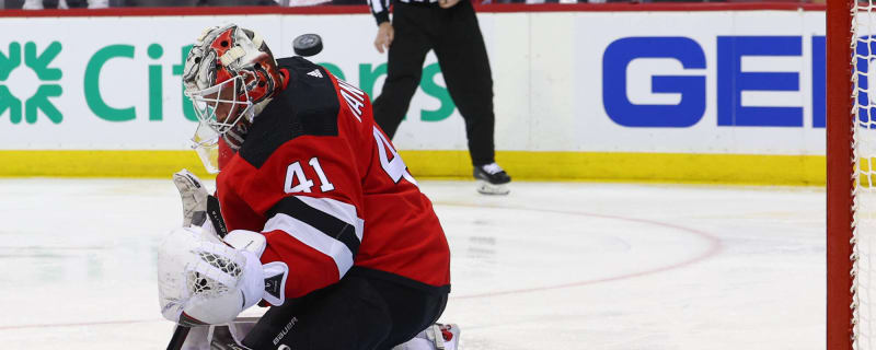 What will the New Jersey Devils do as the trade deadline looms?