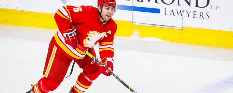 The Edmonton Oilers have reportedly spoken with free agent defenceman Mark Giordano