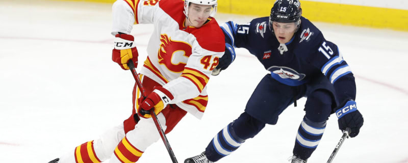 Sam Honzek making the Flames roster could have some interesting contractual impacts