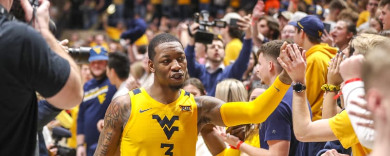 Cavs Waive Two Players