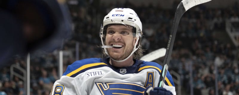 Robert Thomas Makes 'Wild' Return, to Center Blues’ Top Line