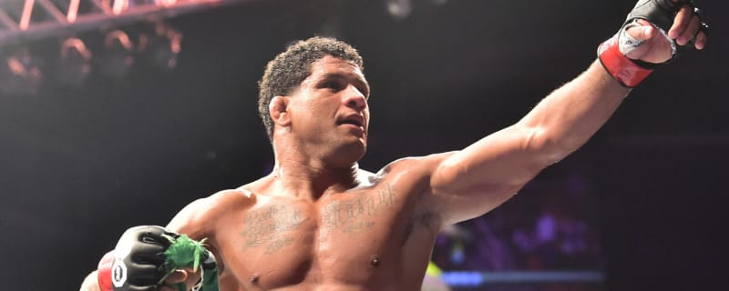 UFC Star Gilbert Burns Suggests Poor Pay May Be The Reason Why MMA Judges Do Such A Terrible Job
