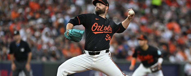 Twins sign Danny Coulombe