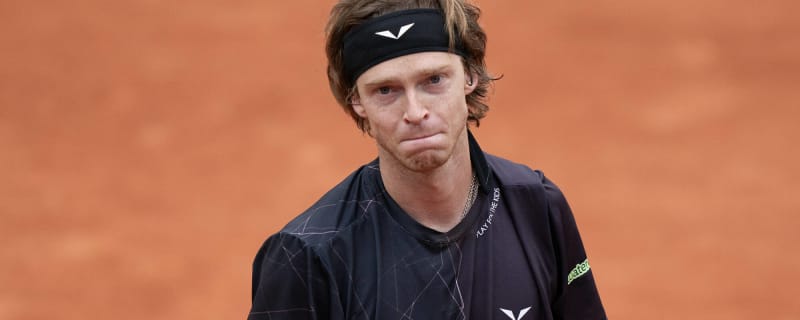 Watch: 'First time I’ve behaved that badly,' Andrey Rublev cannot control his frustration as he fails to perform according to standard and conduct at French Open 2024