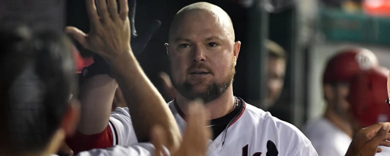 Jon Lester, a three-time World Champion, announces retirement