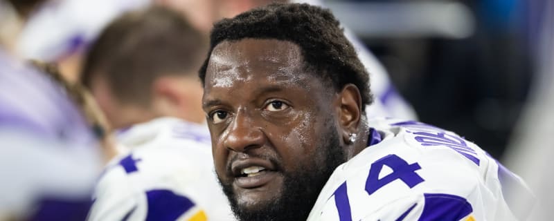 Texans to sign veteran LT to replace Laremy Tunsil