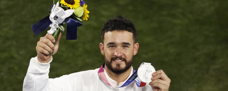 Dodgers promote Eddy Alvarez, multi-sport Olympic medalist, to replace  injured Edwin Rios 