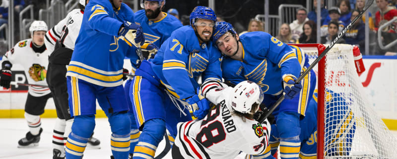 Recap: Blackhawks lose seventh in row, fall 4–1 to the Blues