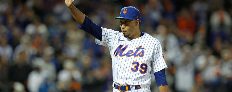 What Happened to Edwin Diaz? Mets Player Injured, Hurt His Knee, Leg –  StyleCaster