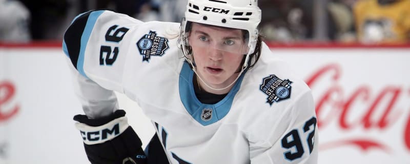 Logan Cooley not in a rush to extend with Mammoth