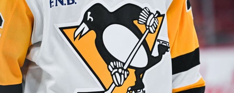 Penguins sign Finn Harding to entry-level deal