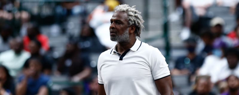 New York Knicks Icon Charles Oakley Goes Scorched Earth on Charles Barkley: ‘He’s a Clown’
