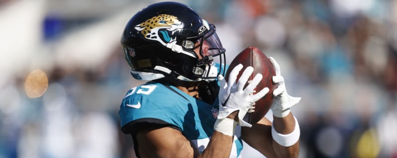 Los Angeles Chargers, Dallas Cowboys Poised to Battle for All-Pro Wide Receiver