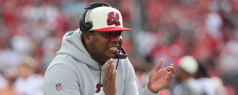 Seahawks continue interview process with OC candidates