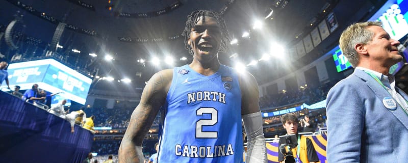 North Carolina upsets Duke 81-77, will play Kansas for championship