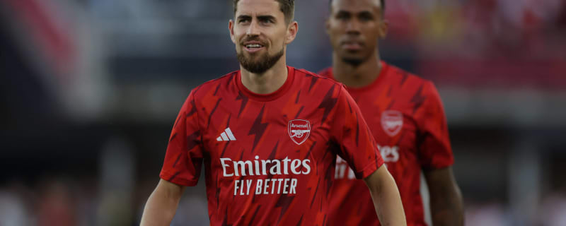 Arsenal man finally signs new deal despite Serie A interest