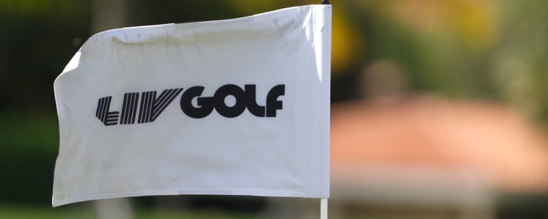 What happens if LIV Golf can't attract top golfers in 2024?
