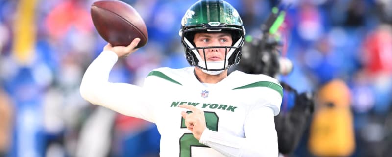 Jets add insult to injury for Zach Wilson amid benching