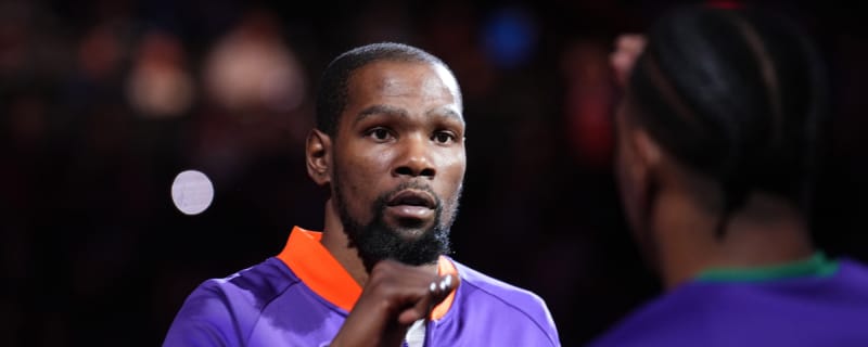 Watch: Suns' Durant, Budenholzer have heated sideline exchange