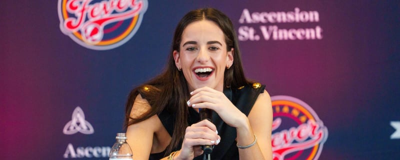 Caitlin Clark responds to comparison to Peyton Manning