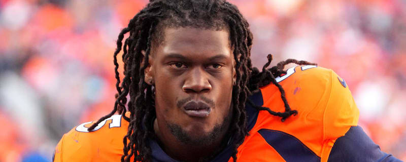 Jerry Jones to DC: Cowboys could have 'three other guys better' than Randy Gregory