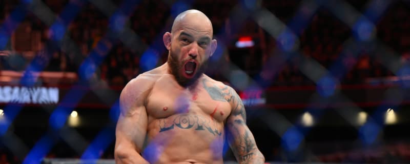 UFC star fights back tears while being introduced by MMA legend Bruce Buffer