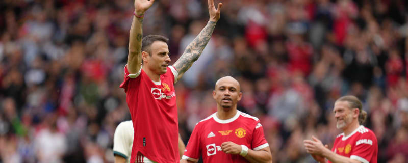 Berbatov predicts a tight game for Arsenal at Anfield